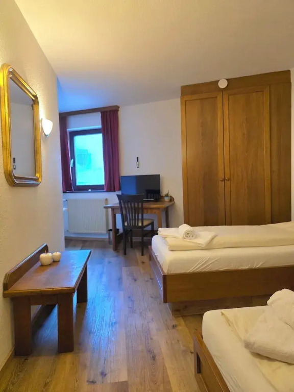 Pension "Zum Goldenen Kreuz"