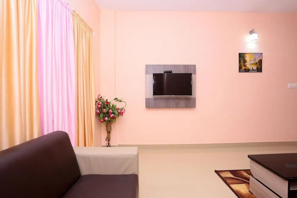 OYO 22281 Reem Residency