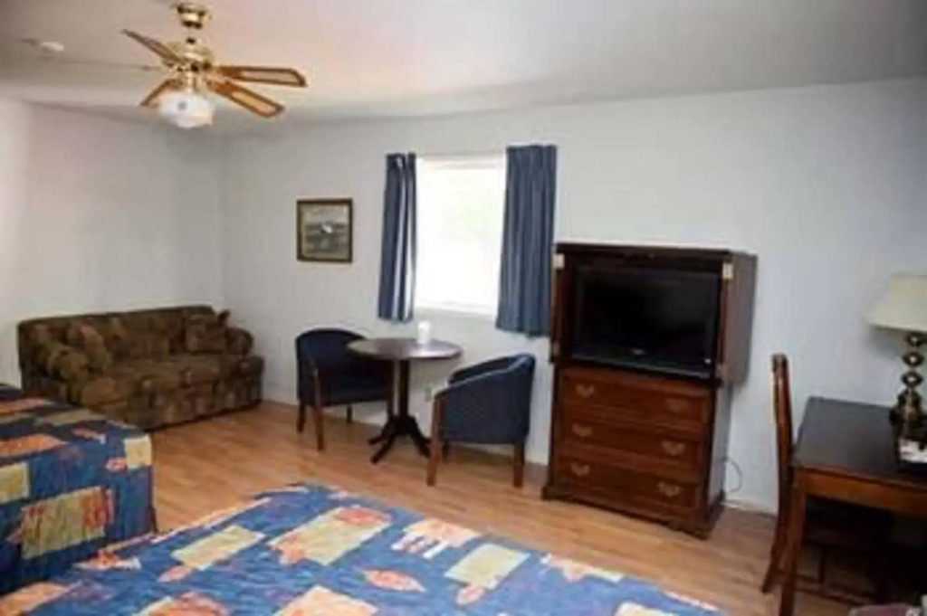 Clansman Motel