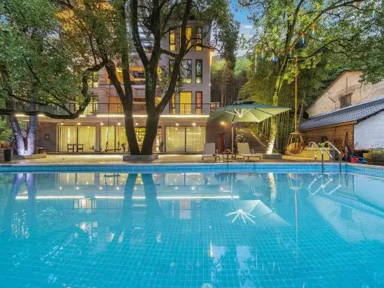 Yinlin · Moganshan Mid-Levels Beauty Hotel