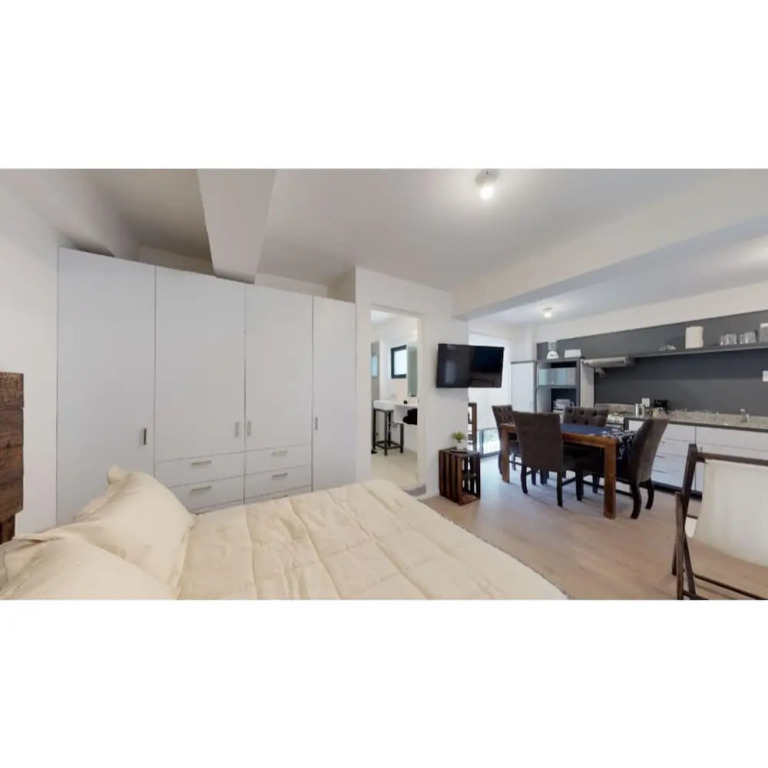 Heart of the City Modern Loft