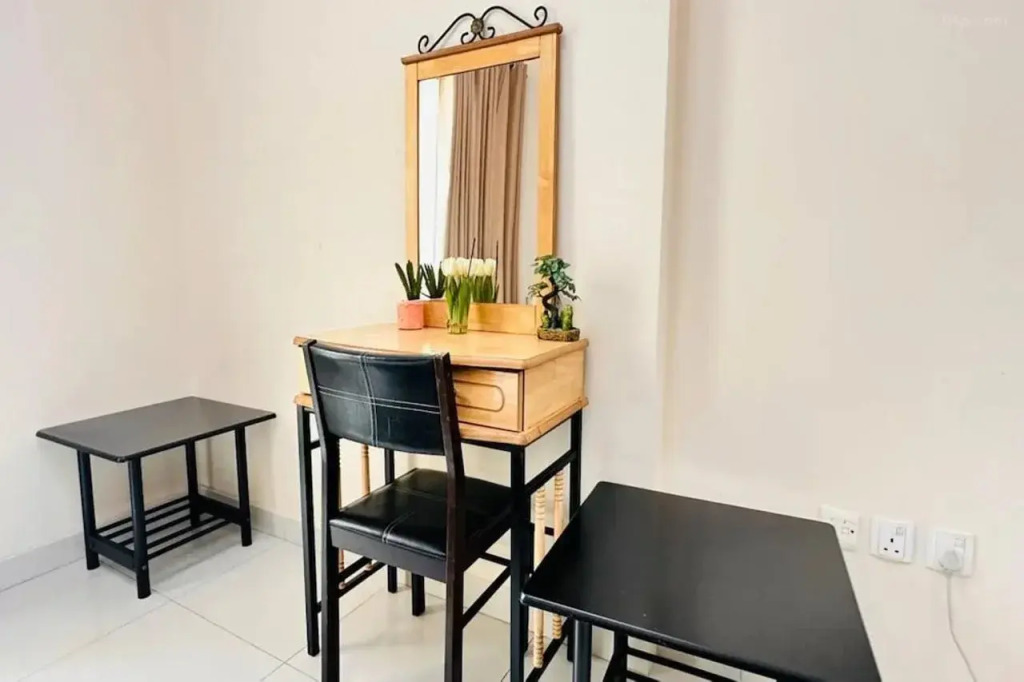 OYO 1233 Home Elite 1 Residence Sports City, Dubai