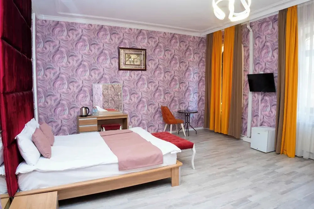 Khatai Royal Hotel