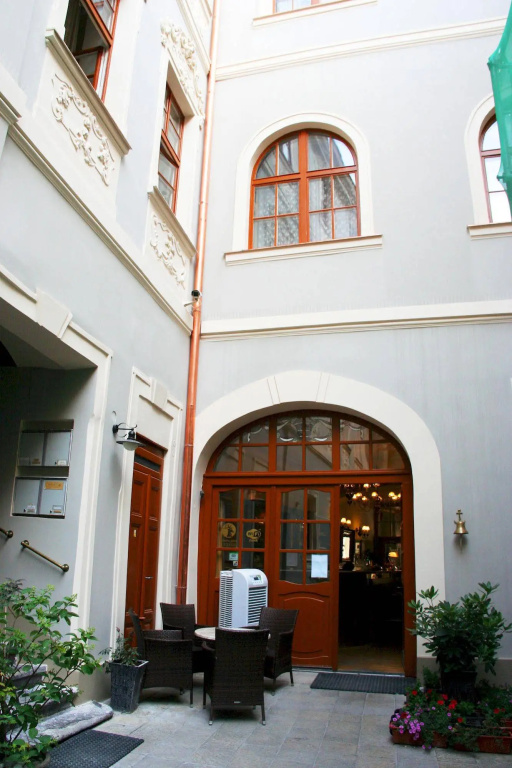 Hotel U Zlateho jelena