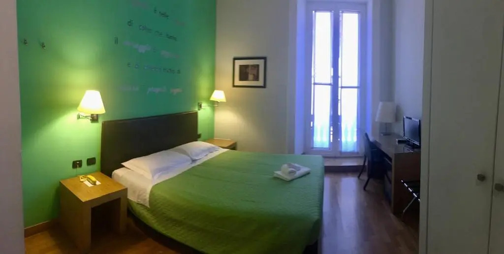 Отель Sky Blue Palace Rome