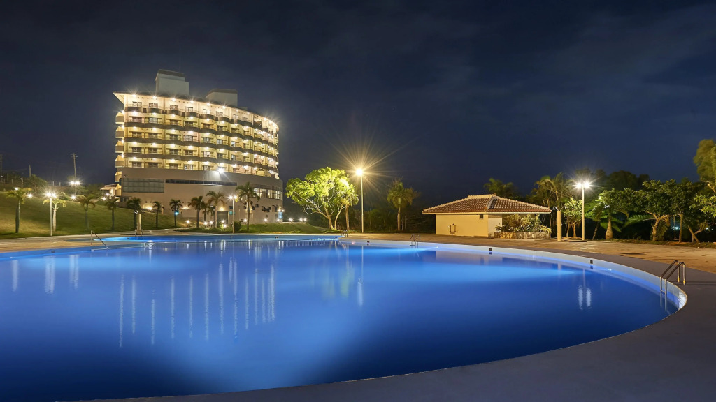 ANA Crowne Plaza Resort Okinawa Uruma Hills By IHG