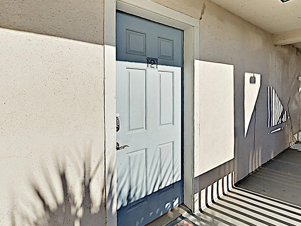 121 Sea Breeze Smooth Sailing - One Bedroom Condo