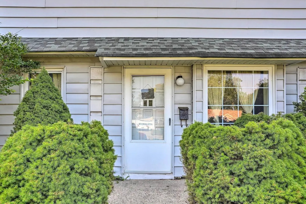 Lovely Royal Oak Unit < 10 Min to Vibrant Downtown