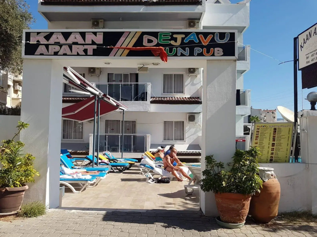 Kaan Apart