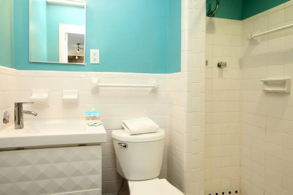 Waikiki Village Retro Motel by Oceana Resorts