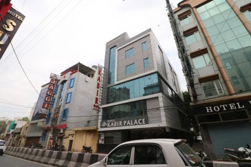 Hotel Kabir Palace Karol Bagh