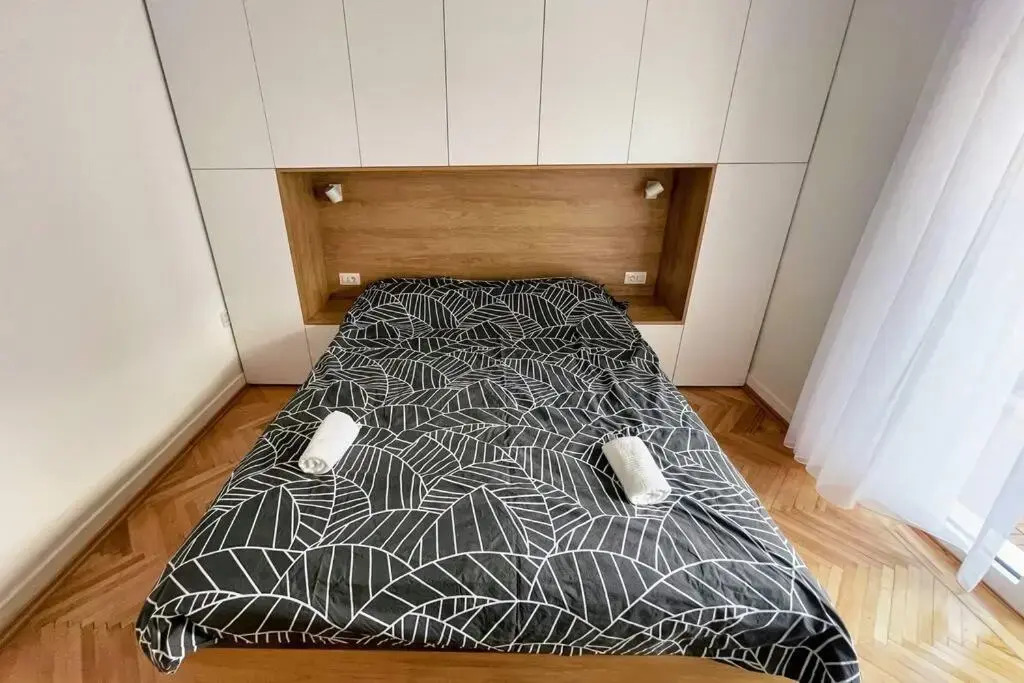 MILLENNIUM bridge cozy apartment TOP location