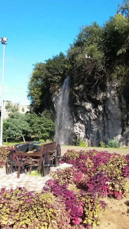 Zanos Apartments