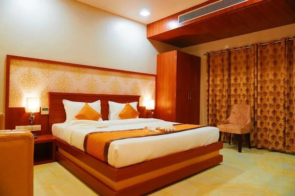 Hotel Surya