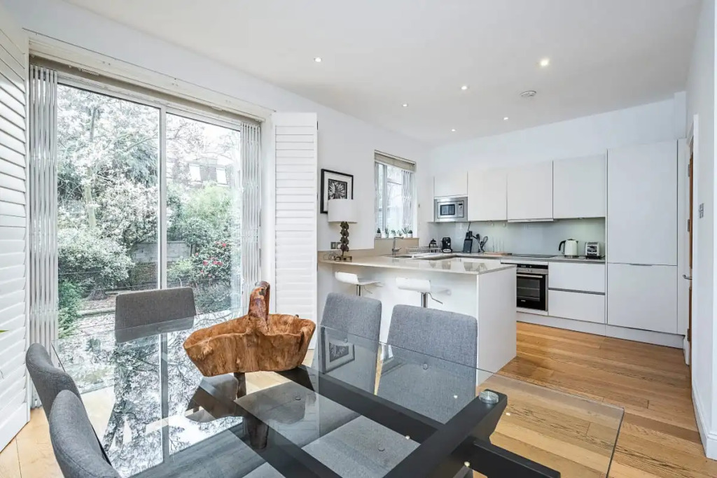 The Porchester Gardens - Modern & Bright 4bdr With Garden and Parking