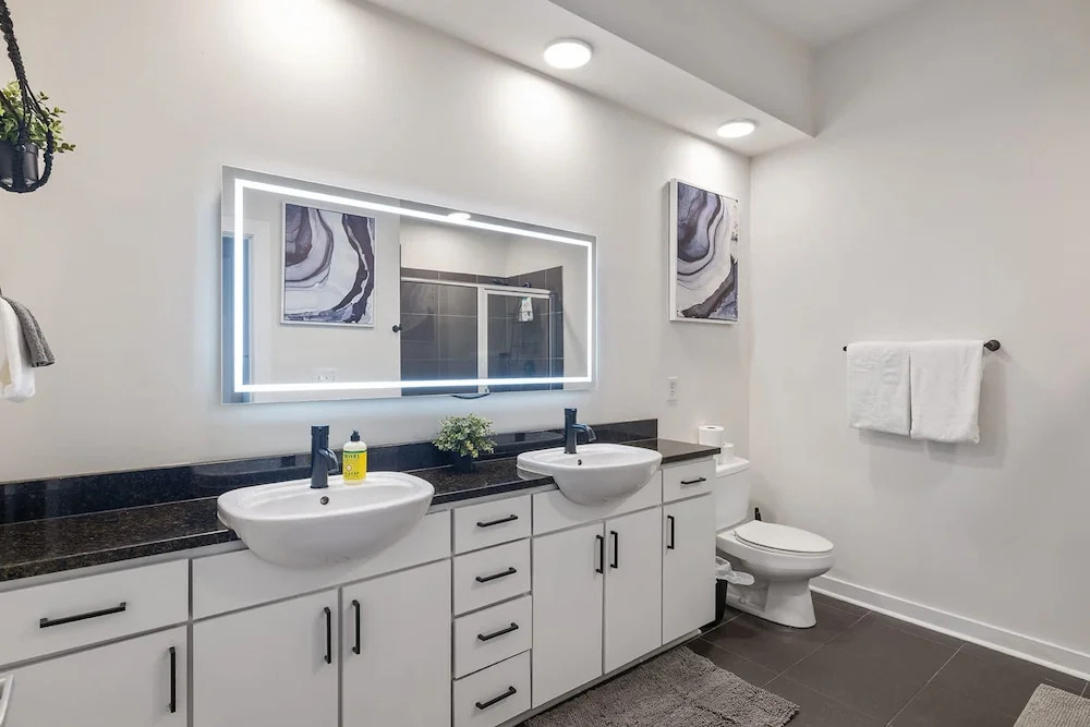 Spacious 2BD With Private Balcony and Free Parking 2