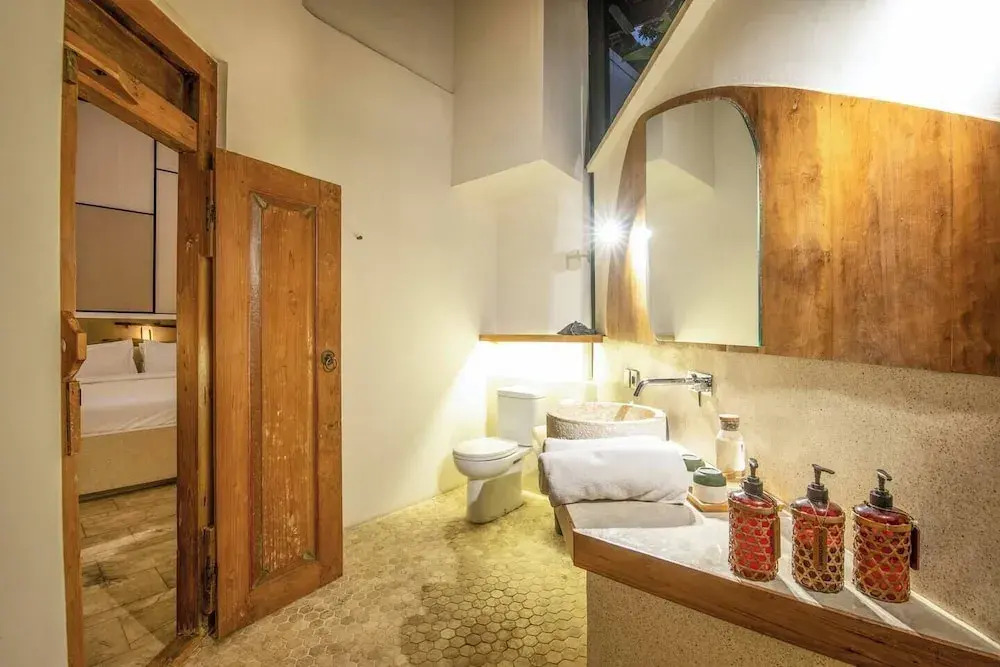 Serene 1BR Villa 800 to Echo Beach, with Pool