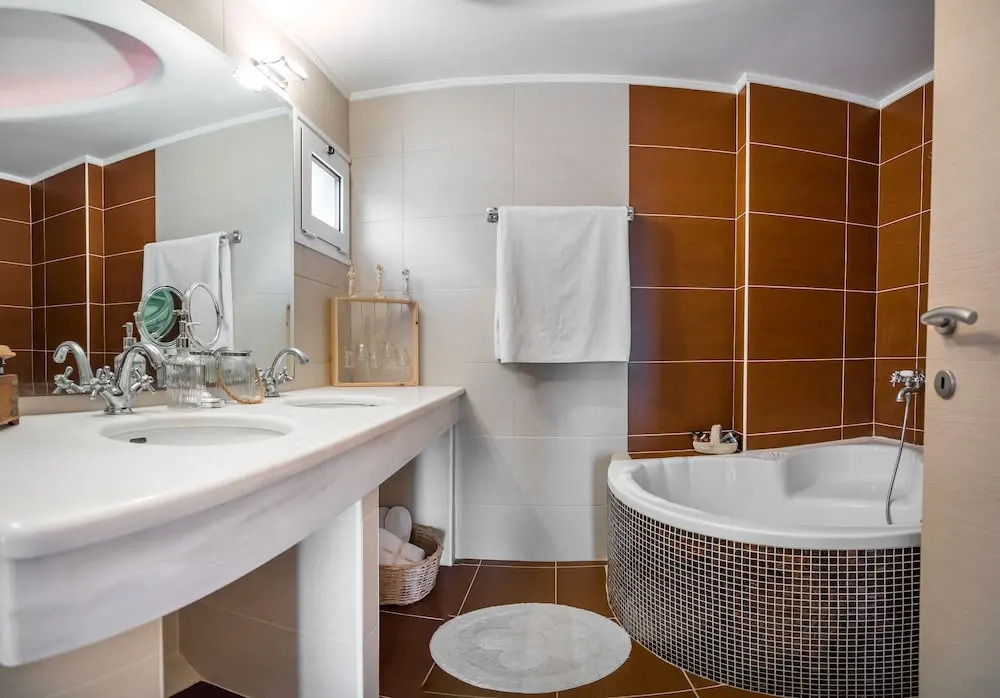 Swan Villa Lygaria