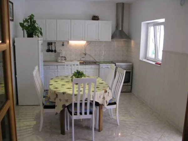 Apartments Desa Petric