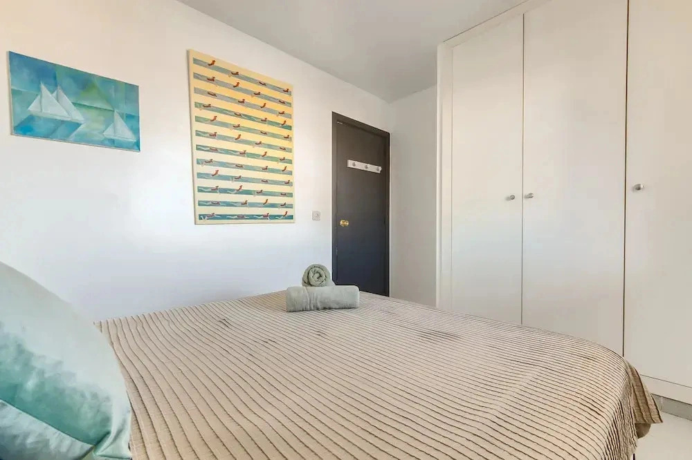 Apartment in Roses by the Waterfront