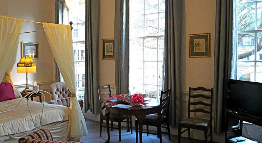 Abbey Green Apartment