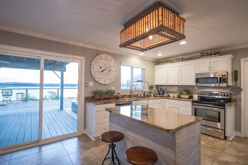 Anchors Away 3 Bedrooms 3 Bathrooms Home