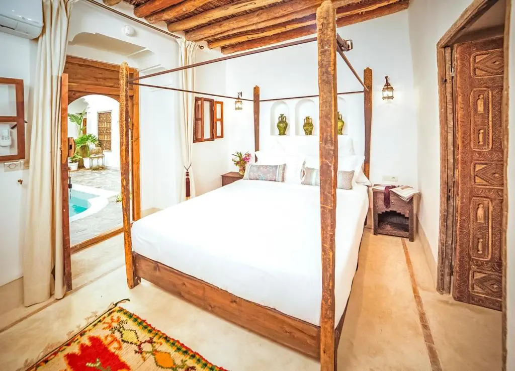 Marrakesh Villa Sleeps 14 with Pool