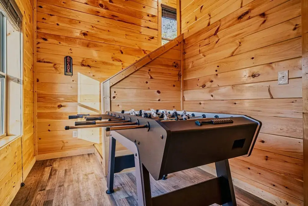 Brand New 4 4 Minutes to Dollywood Hot Tub