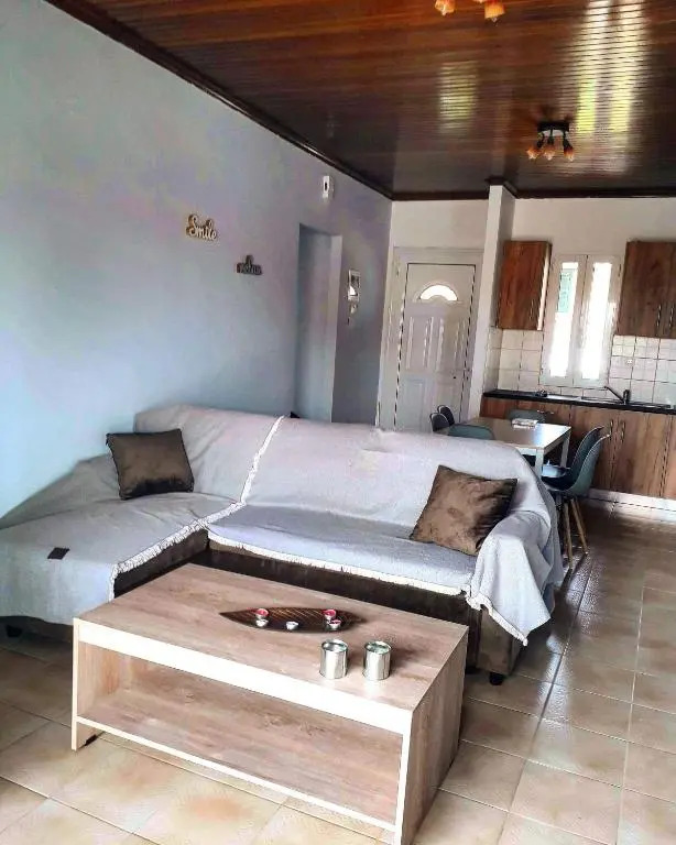 Nikos psathaki apartment 3