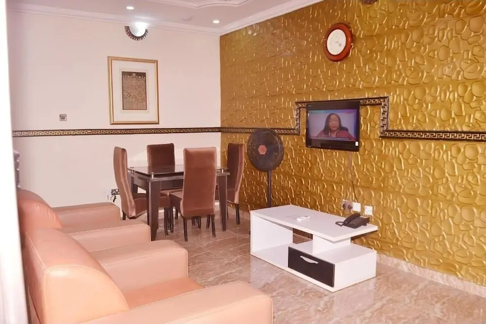 Immaculate 2-bed Apartment in Idimu