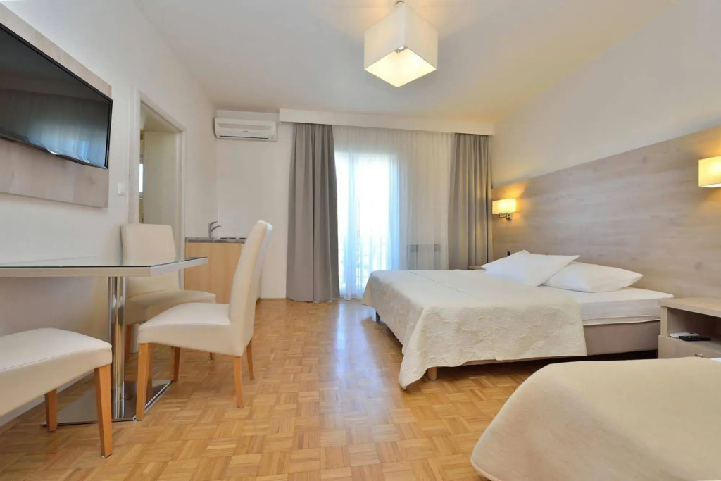 Rooms by the sea Sukosan, Zadar - 20112