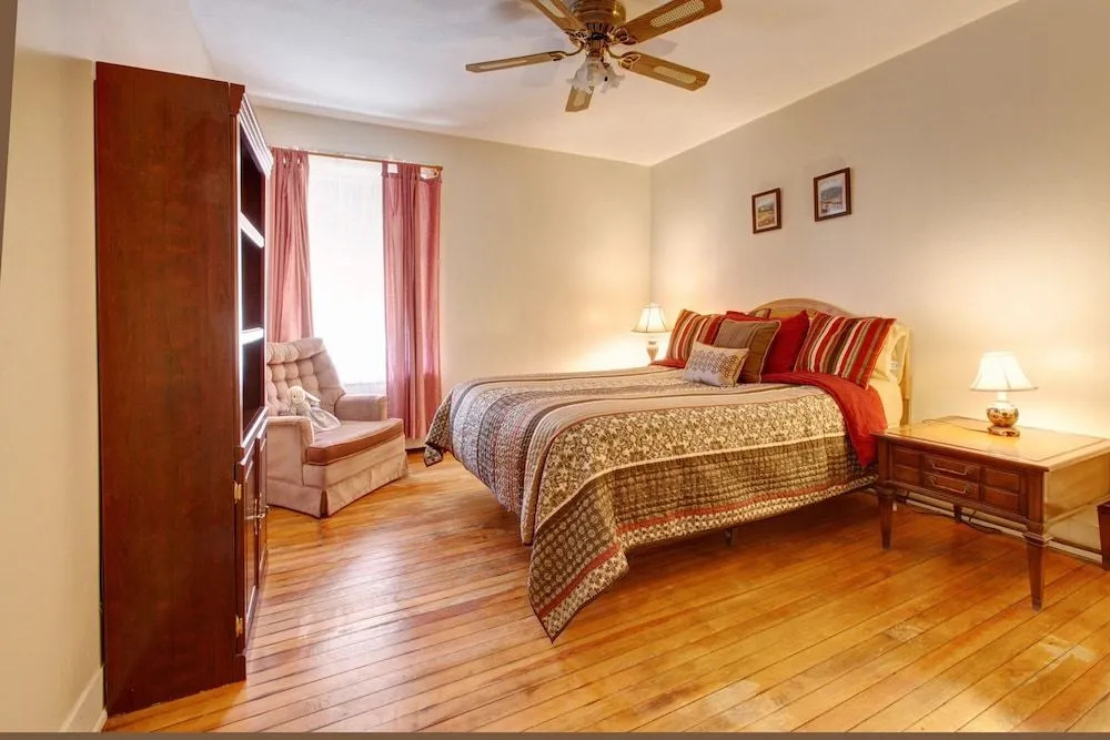 Suites on Main