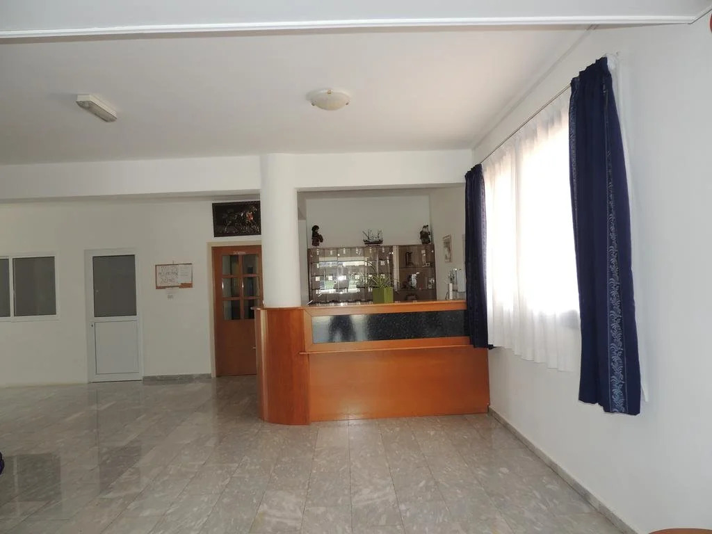 West End Hotel