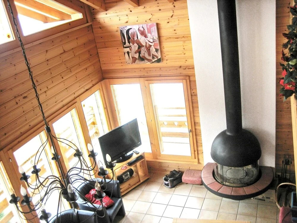 Chalet With 3 Bedrooms in Veysonnaz, With Wonderful Mountain View, Fur
