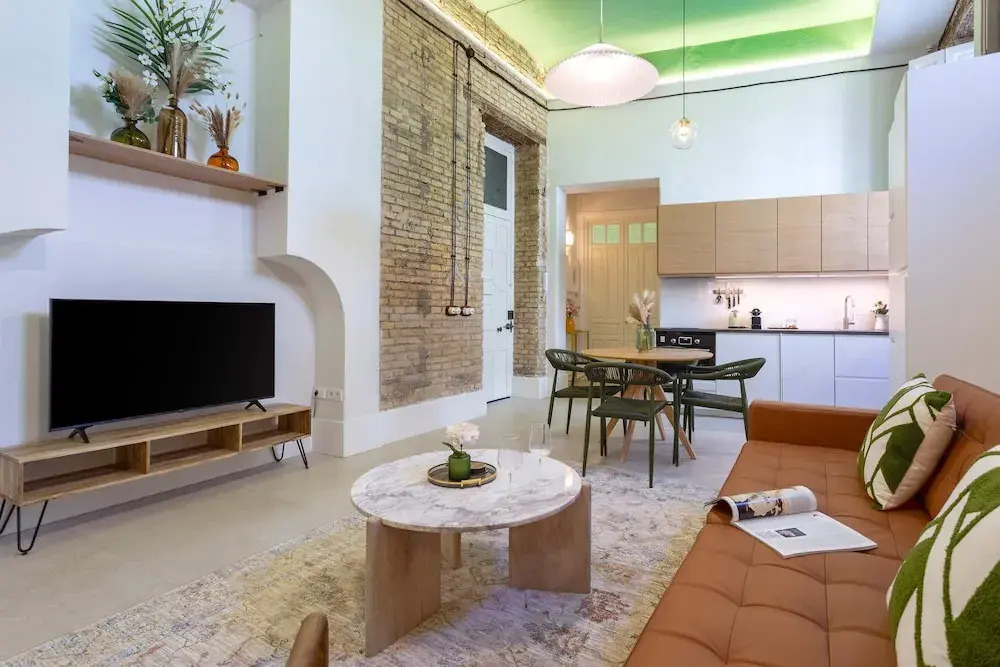 Stylish Apartment in Central Seville. Boteros