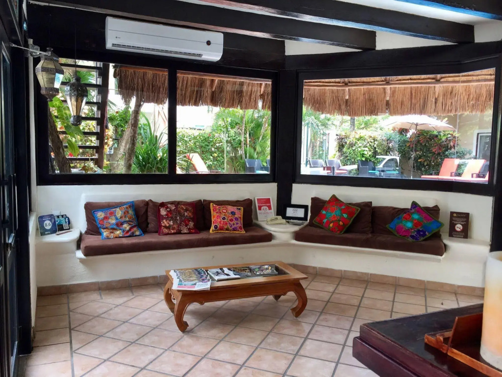 Hotel Riviera Del Sol