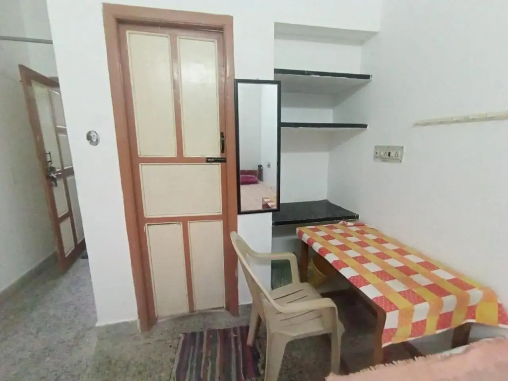 G Shankara guest house