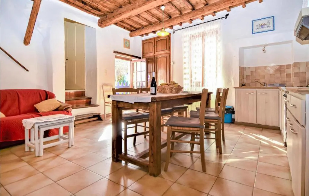 Lovely Home In Saint Victor La Coste With Wifi
