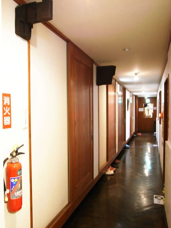 Andon Makishikan