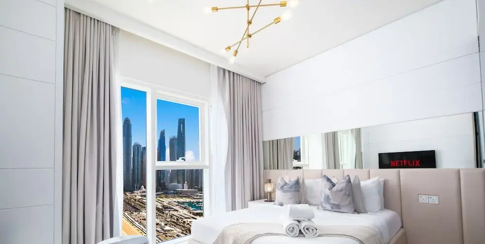 LUX  Luxury Sunrise Beachfront Suite 2