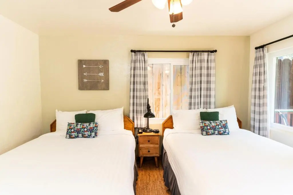 Buckeye Tree Lodge