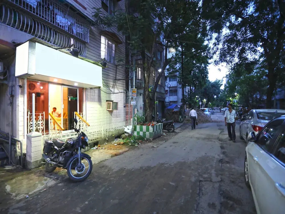 Oyo 16820 Ken Guest House