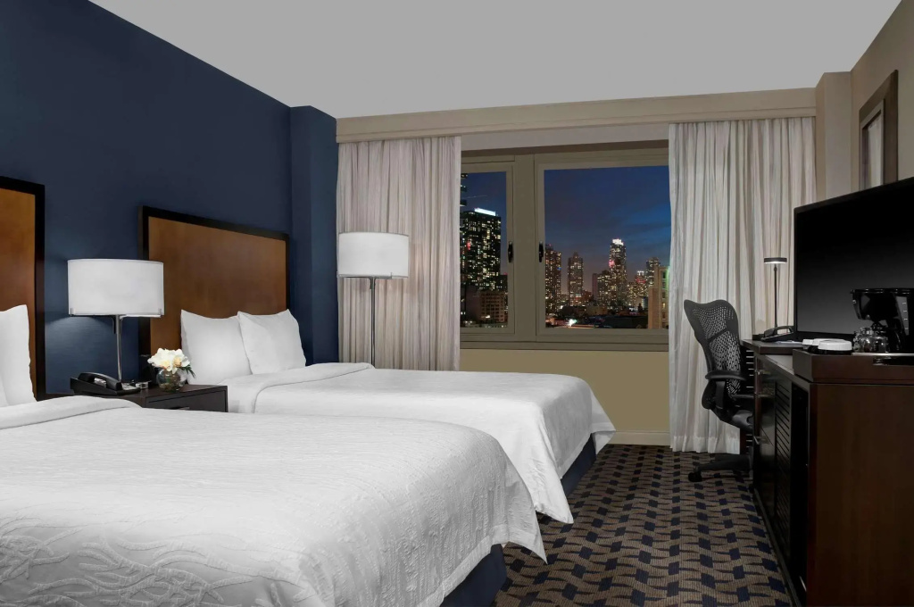 Kimpton Theta New York - Times Square by IHG