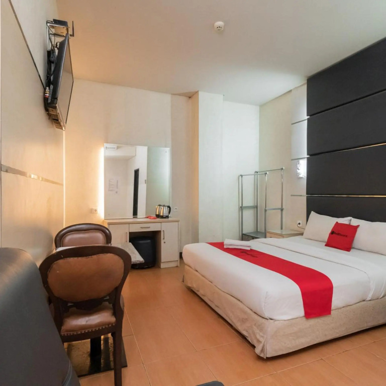 Mirah Hotel
