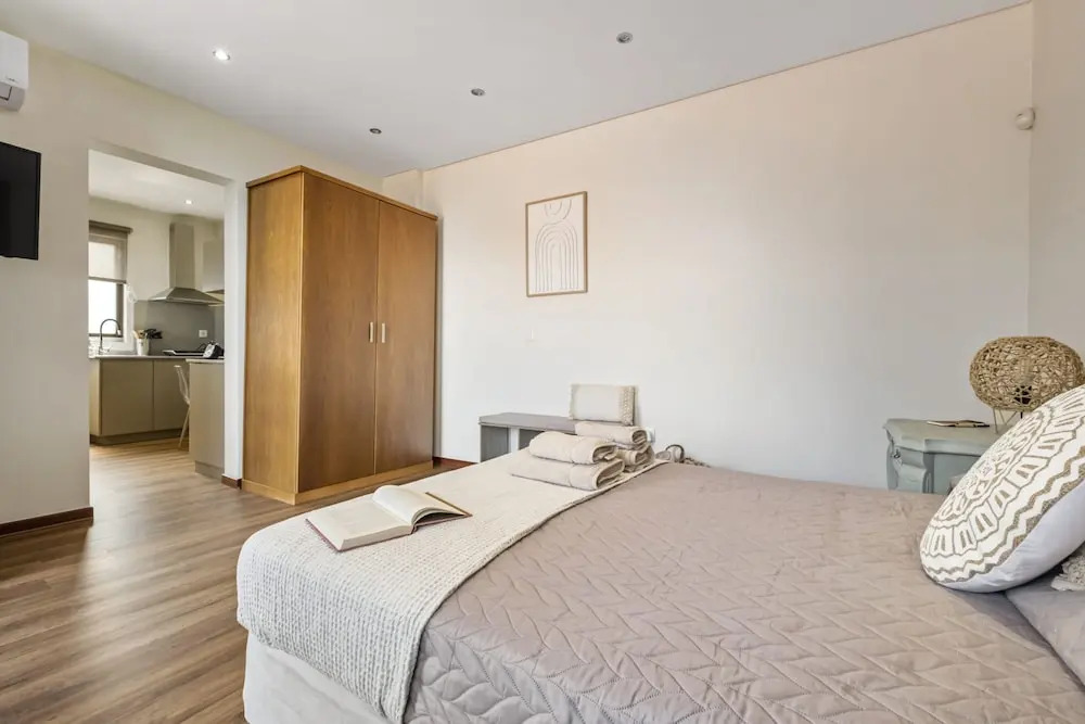 Cozy Apartment 2 by Homie