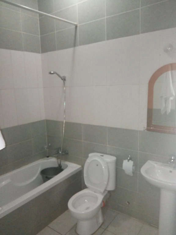 Orchid Suite & Apartment