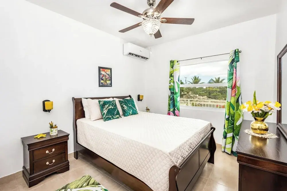 Chalk Sound Jungle Oasis Apartments