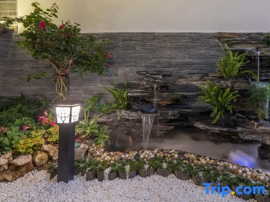 Yujing·View Beauty Su (Lijiang Ancient City North Gate Dashuiche Branch)