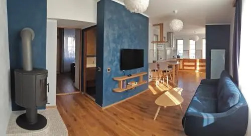 "Winter" Apartment