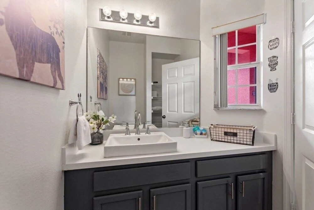 1 In A Minion At Emerald Island By Shine Villas414 3 Bedroom Townhouse